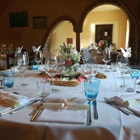 Tre colline in langa Villa Bubbio Bagian luar foto