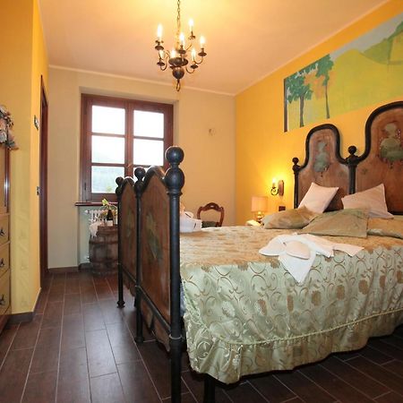 Tre colline in langa Villa Bubbio Bagian luar foto