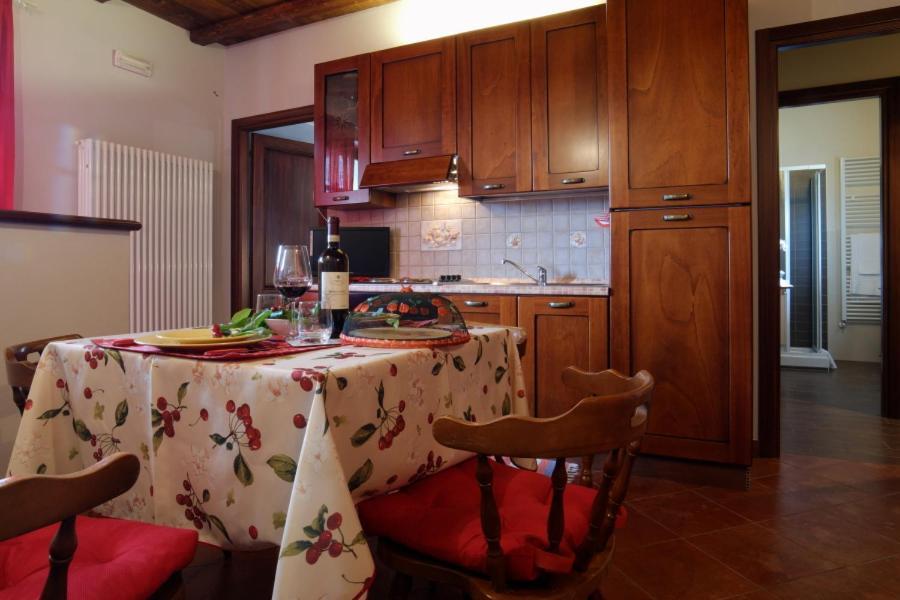 Tre colline in langa Villa Bubbio Bagian luar foto