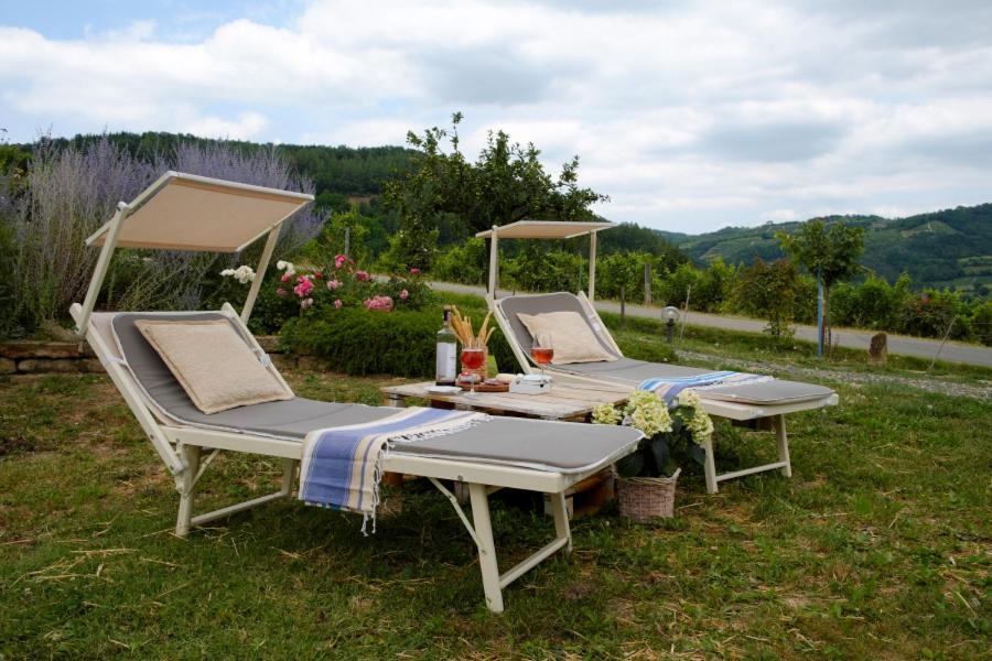 Tre colline in langa Villa Bubbio Bagian luar foto
